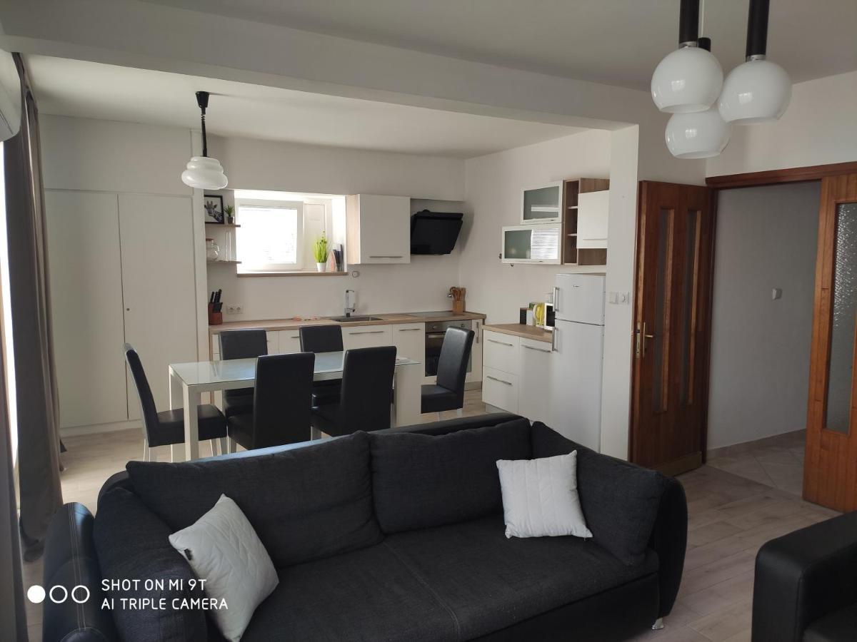 Apartment Sandra Vodice Exterior foto